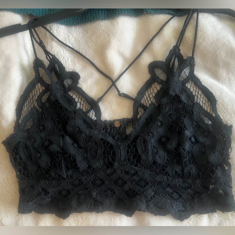 Black free people bralette size M, good condition